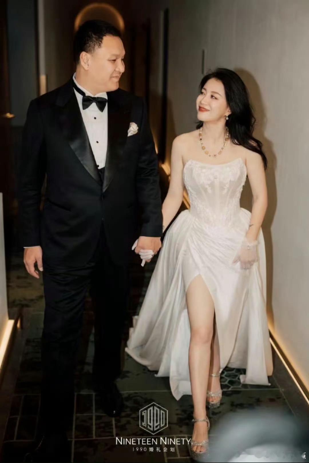 李嘉格谢谢你爱我be感李嘉格之前那种处处求爱的样子真的好戳心，把快乐寄托在别人身