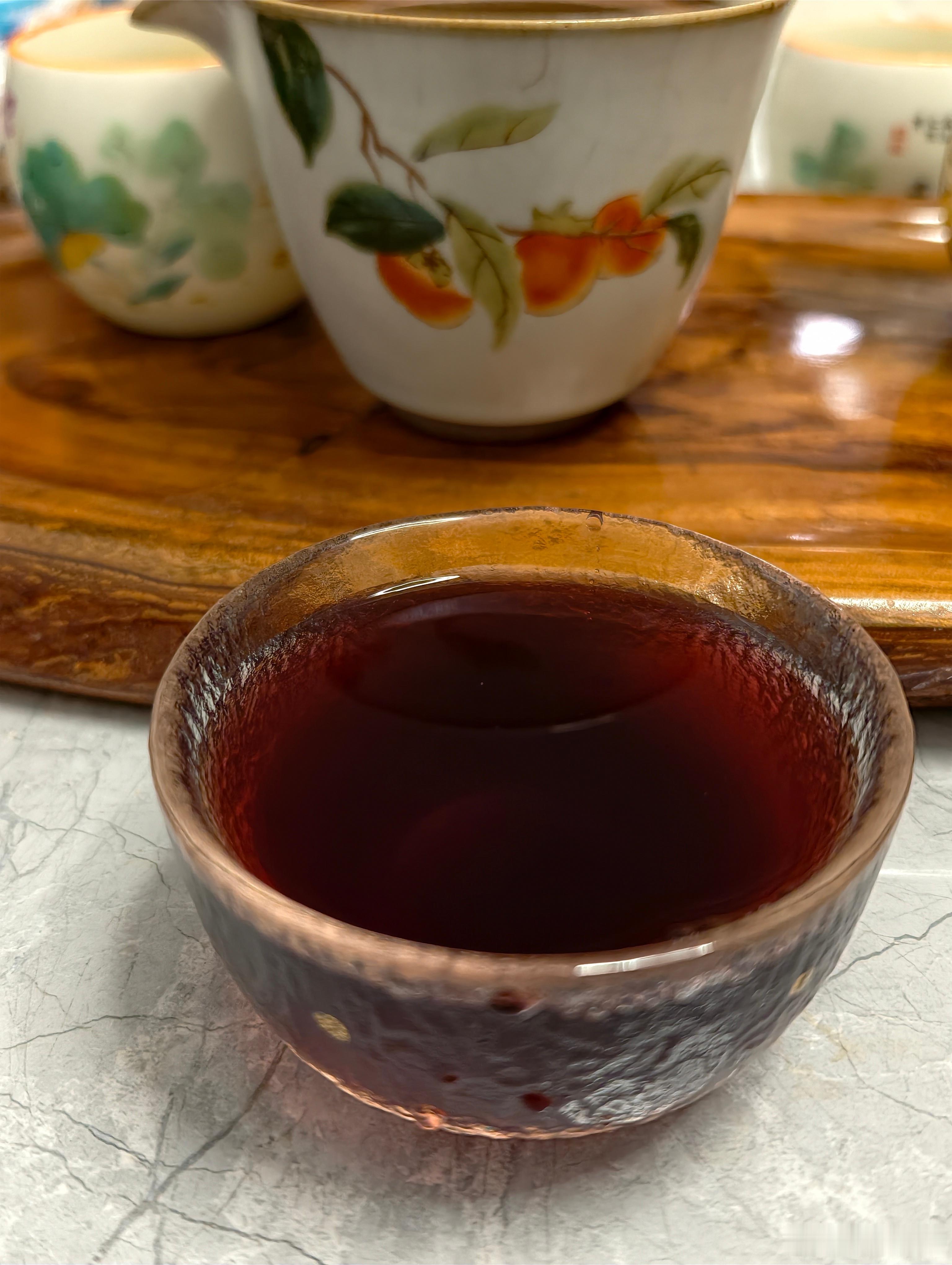 好闺闺，酒精过敏藿香正气水都喝不了……那我还是喝一杯吧~ ​​​