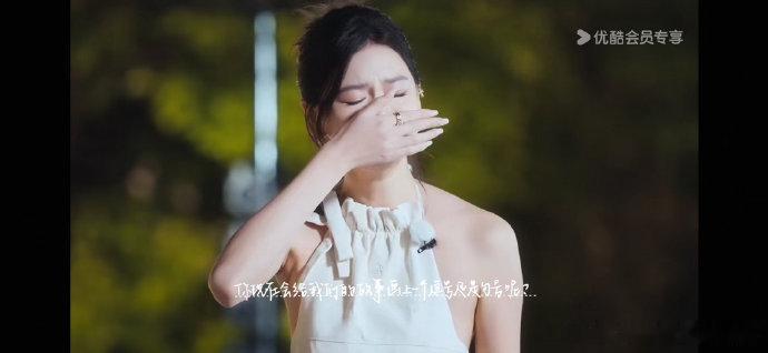 颜颜返场的告白信李嘉凯发言甚至和小作文内容一模一样…替颜颜不舒服了 好真诚的颜颜
