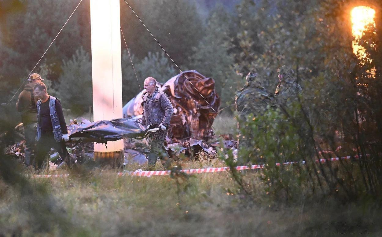 好久没有瓦格纳的消息了，最新的消息是他们过得不好。

在解散该组织时，普京让一部