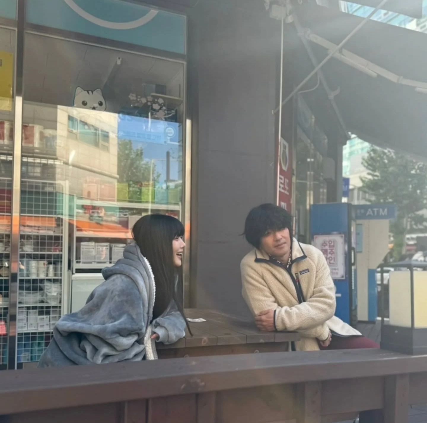 亲爱的x 金裕贞 相关雅珍爸爸发了一张和雅珍的照片[ins:@ baesoobi