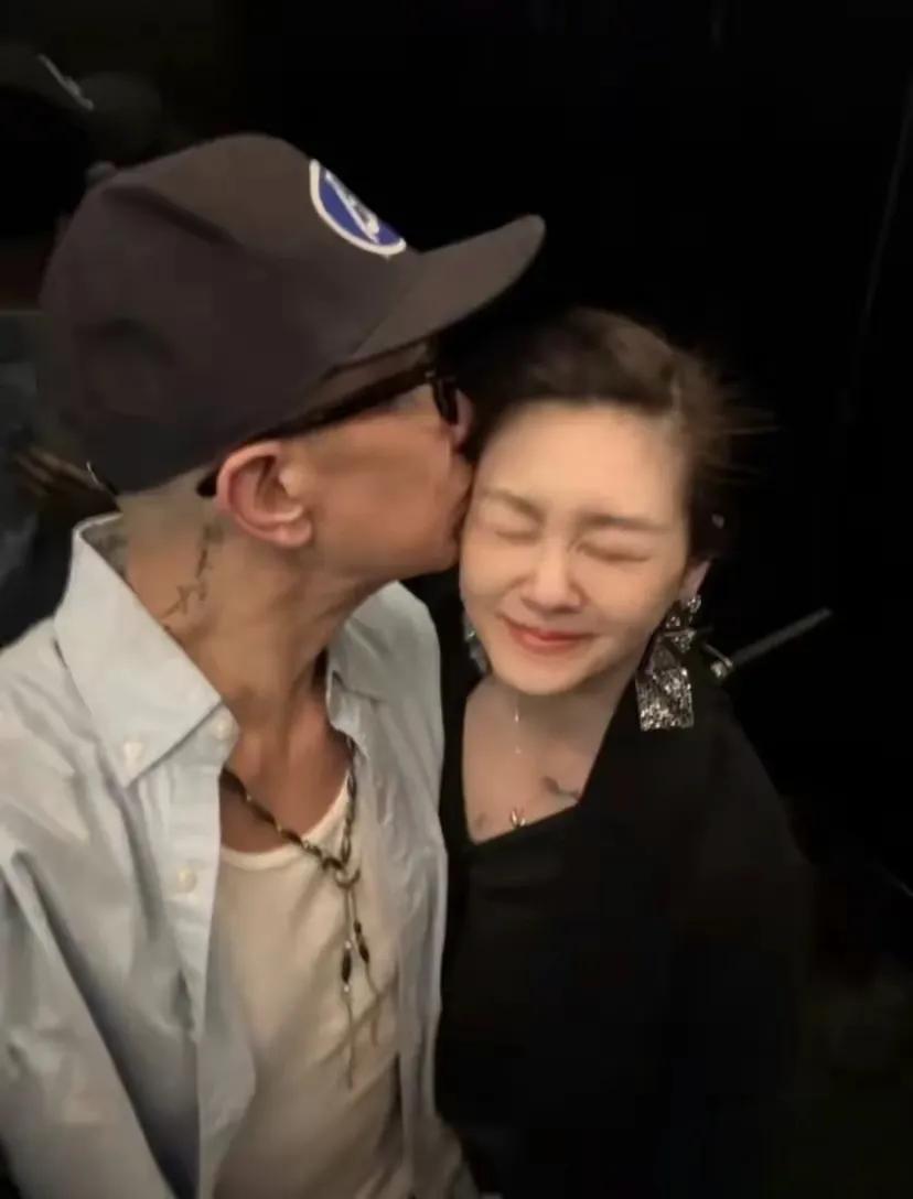 大S漂亮吗？其实她这个长相，一抓一大把！真得别出来献丑了！