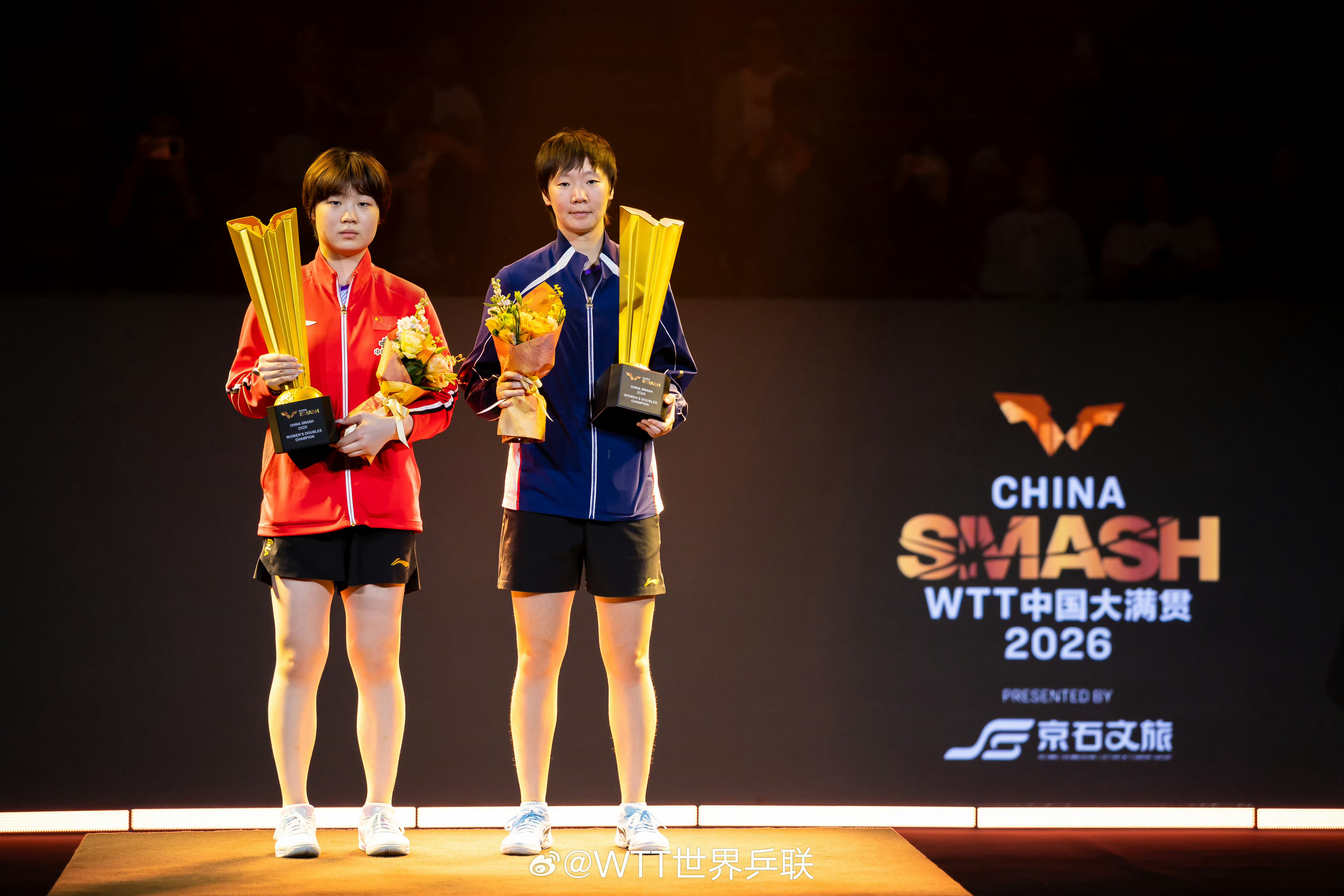 王曼昱18天24场高强度作战王曼昱亚运会三冠王王曼昱女双女单双冠王曼昱厉害的地方