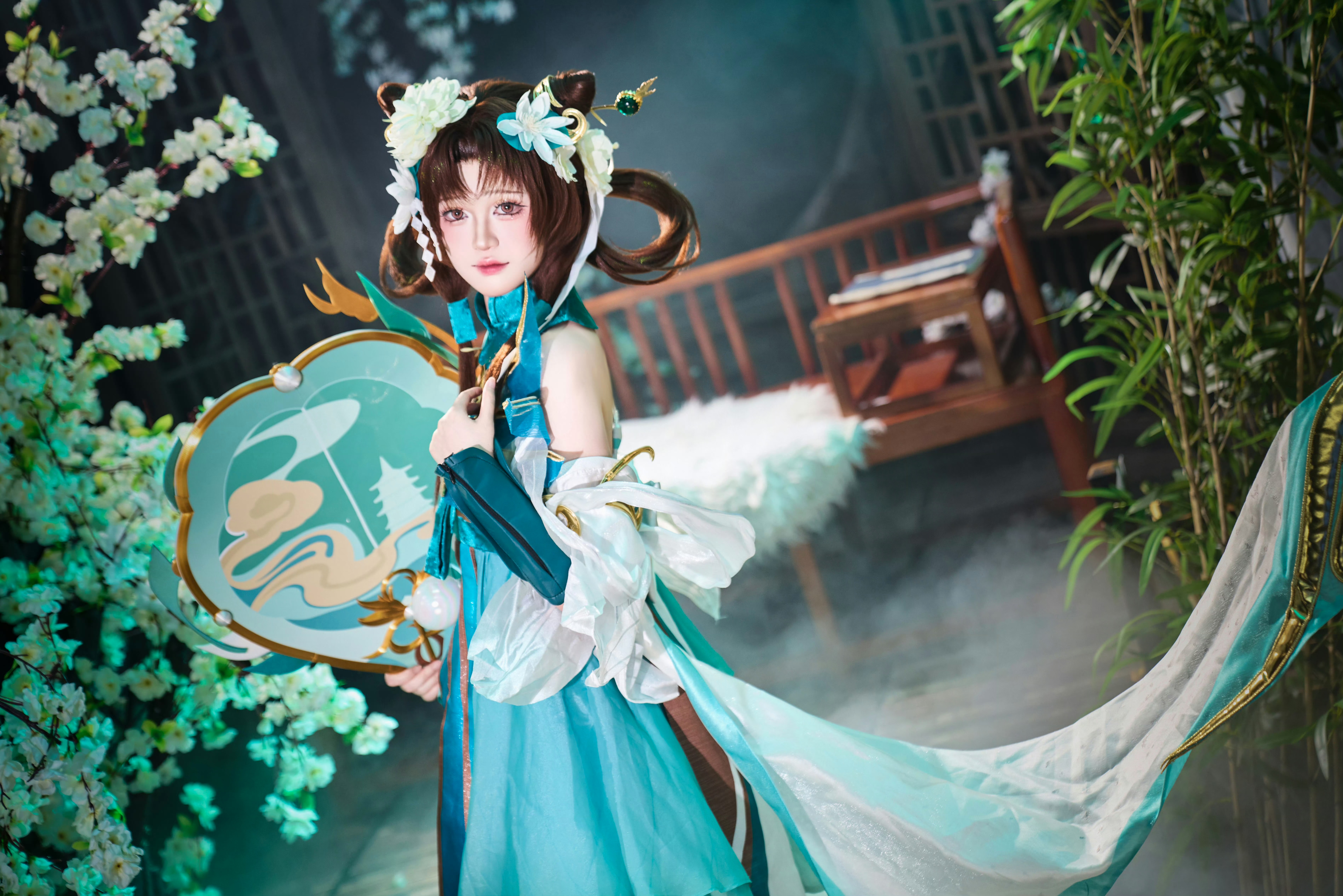 久诚怀沙cos大小乔两位选手解锁新颖古风cos造型，大小乔温婉的古风气质被二人别