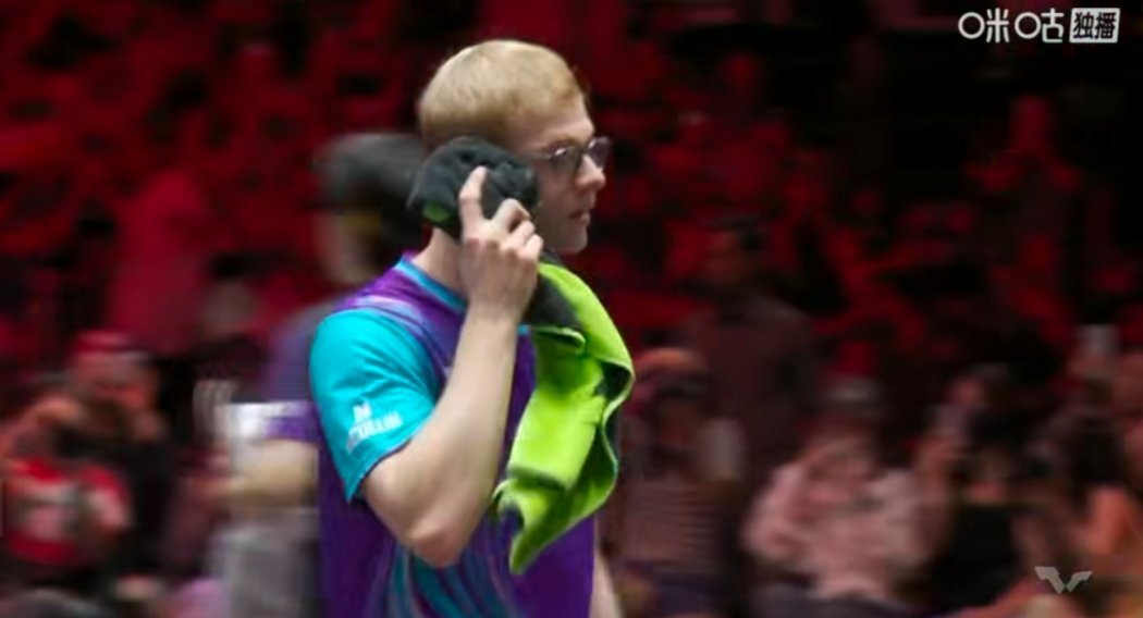 2026新加坡大满贯男子单打4-2王楚钦4-1F·勒布伦（10-12 11-8 