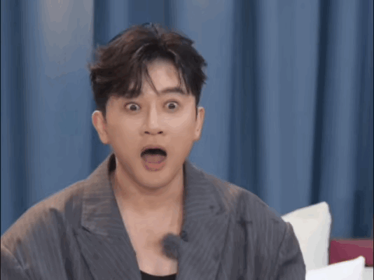 苏有朋都惊讶的张大了嘴谁能想到他居然认识李维嘉的伯父，因为李维嘉伯父居然是苏有朋