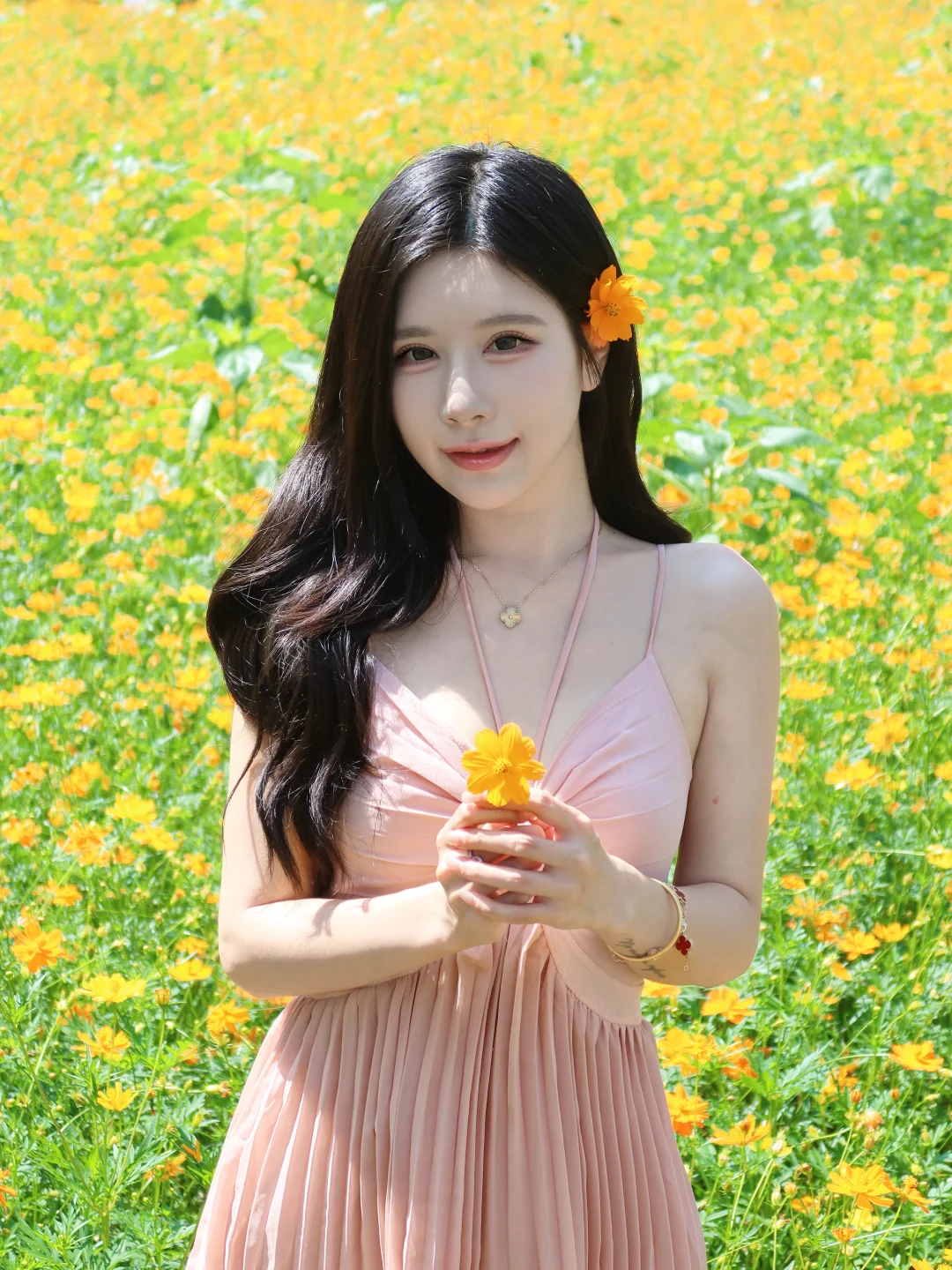 清远英德·峰林晓镇｜花海＋小火车＋喀斯特峰林