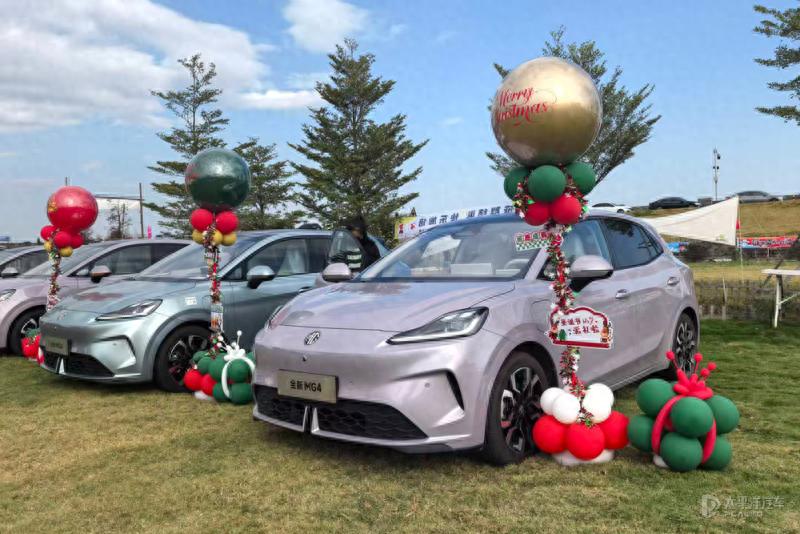 全新MG4 530版广州开启交付 限时补贴价9.98万元