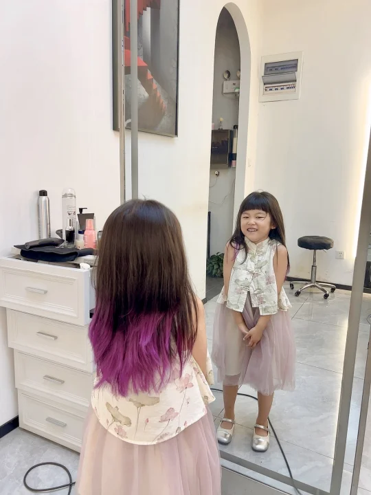 女孩染发初体验｜勇于尝试都值得被鼓励✅