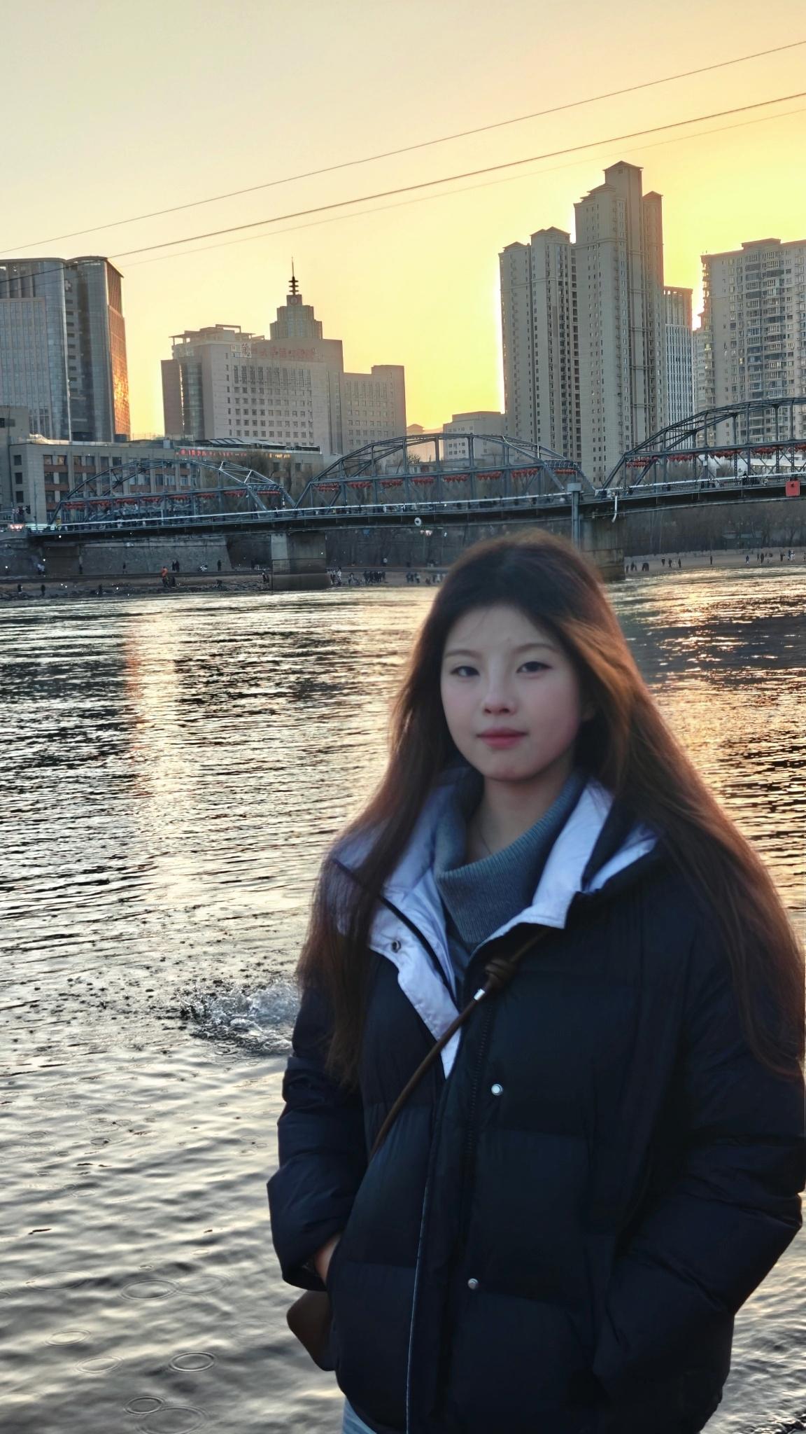 世界那么宽广 别走进悲伤的墙角