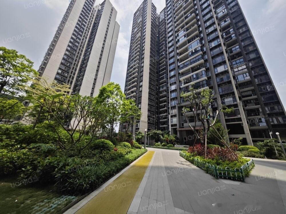 从220万跌到95万，老黄埔的富力新城，次新盘跌成“骨折价”了

今天聊聊老黄埔