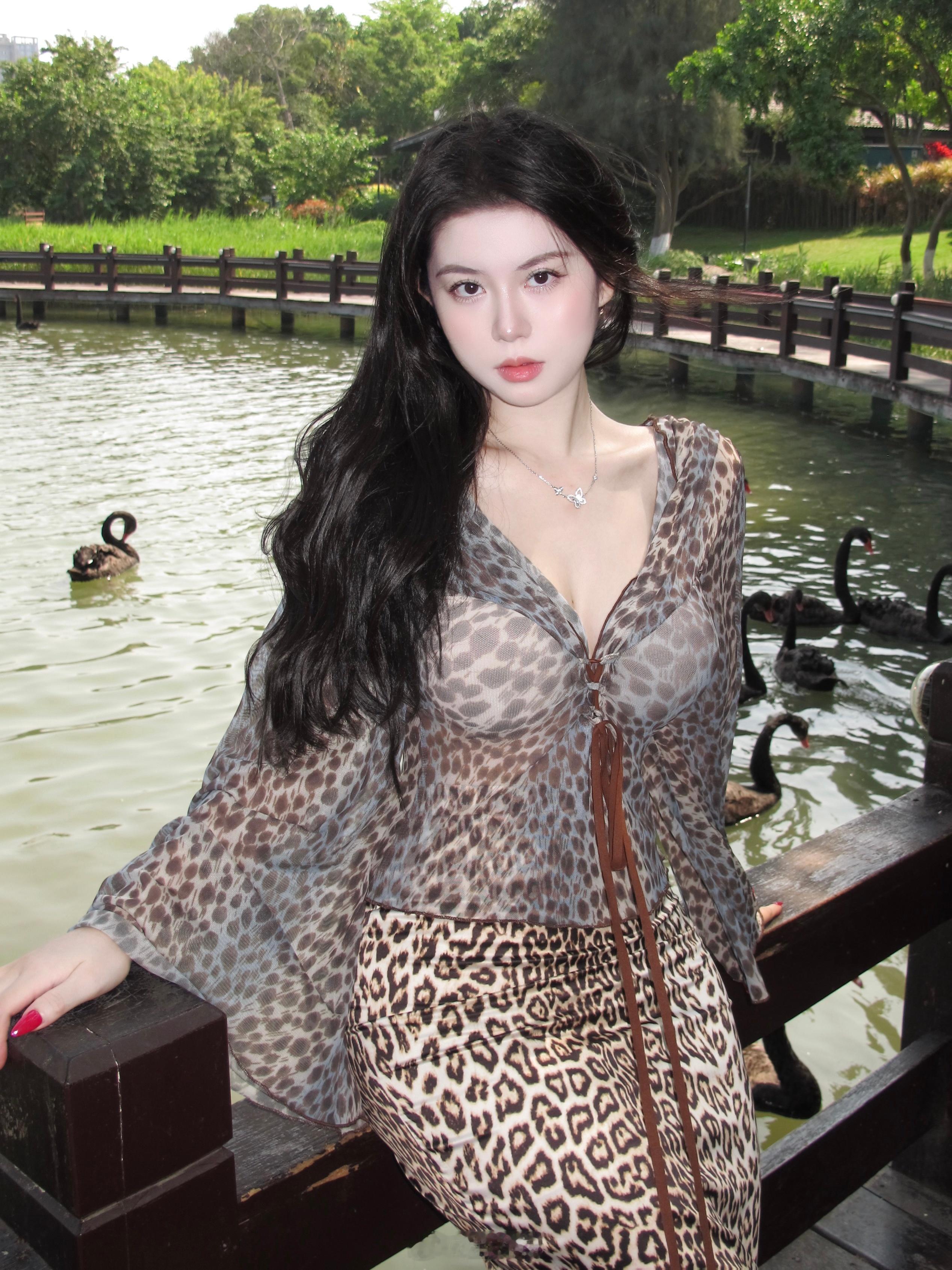 豹纹lady ​​​