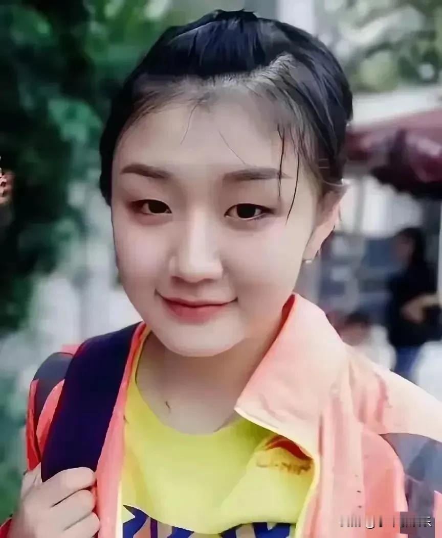孙颖莎和陈梦的外战记录及胜率对比（巴黎周期内）到底谁更胜一筹？

1. 孙颖莎：