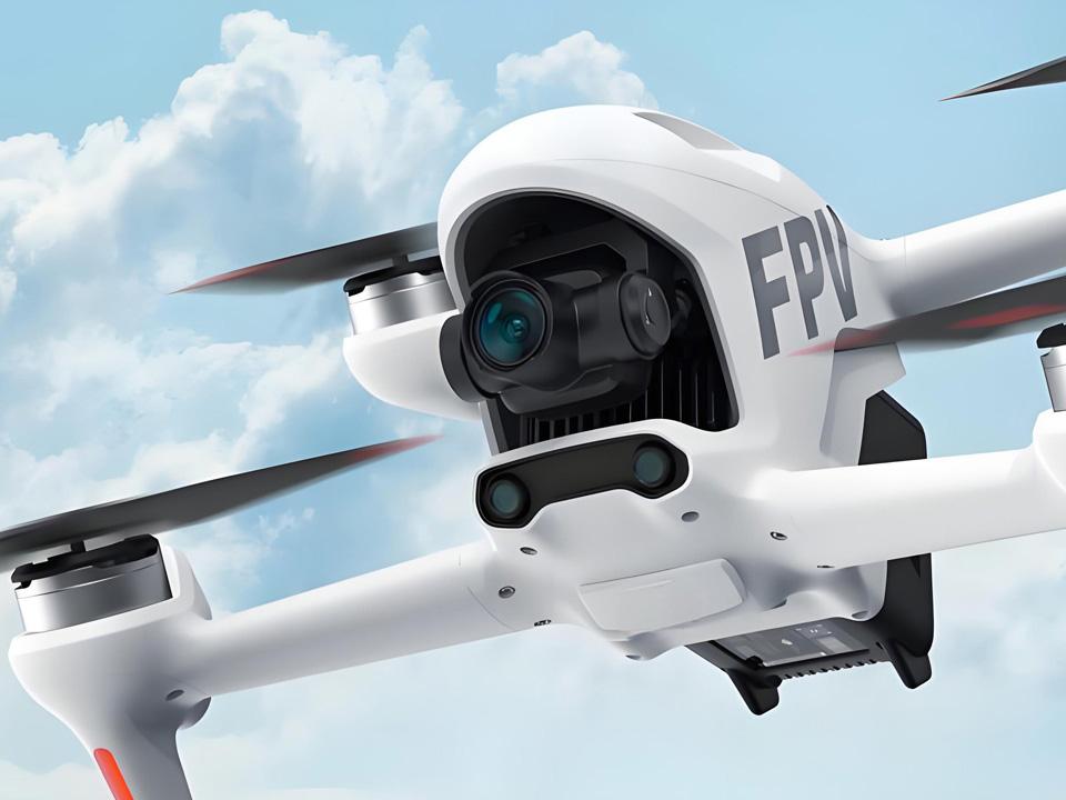 今天传来缅甸首都内比都入口处检查站遭强抗干扰穿越机成功袭击的最新消息。缅甸首都内