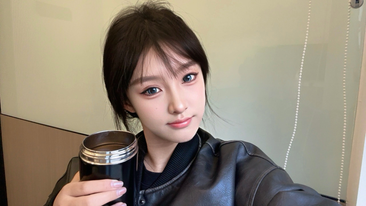 年后上班第一天的你 开工大吉 特意在家做好的咖啡，拿来公司续命中