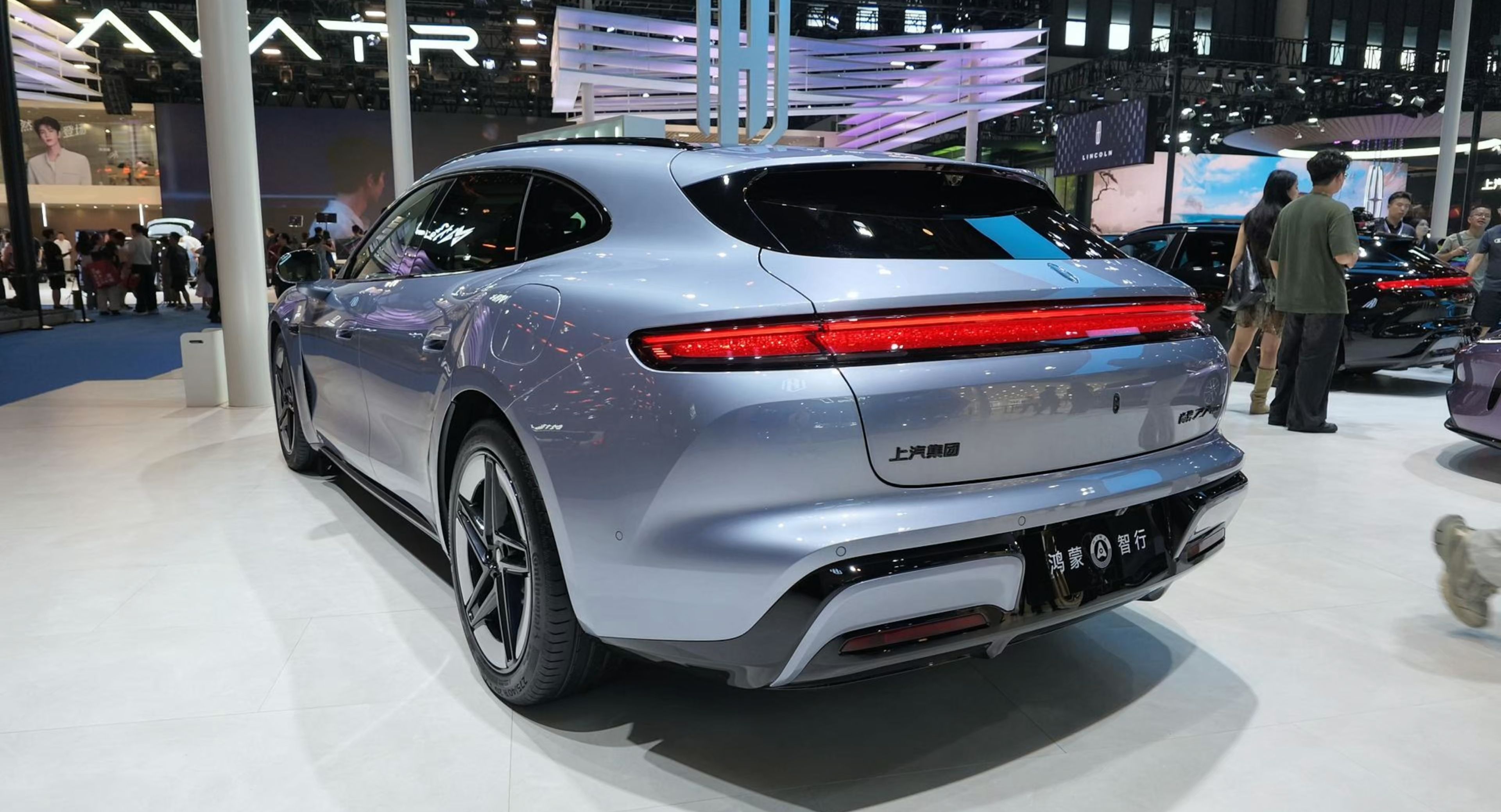2026款尚界Z7 T车展实拍，外观与内饰静态体验
