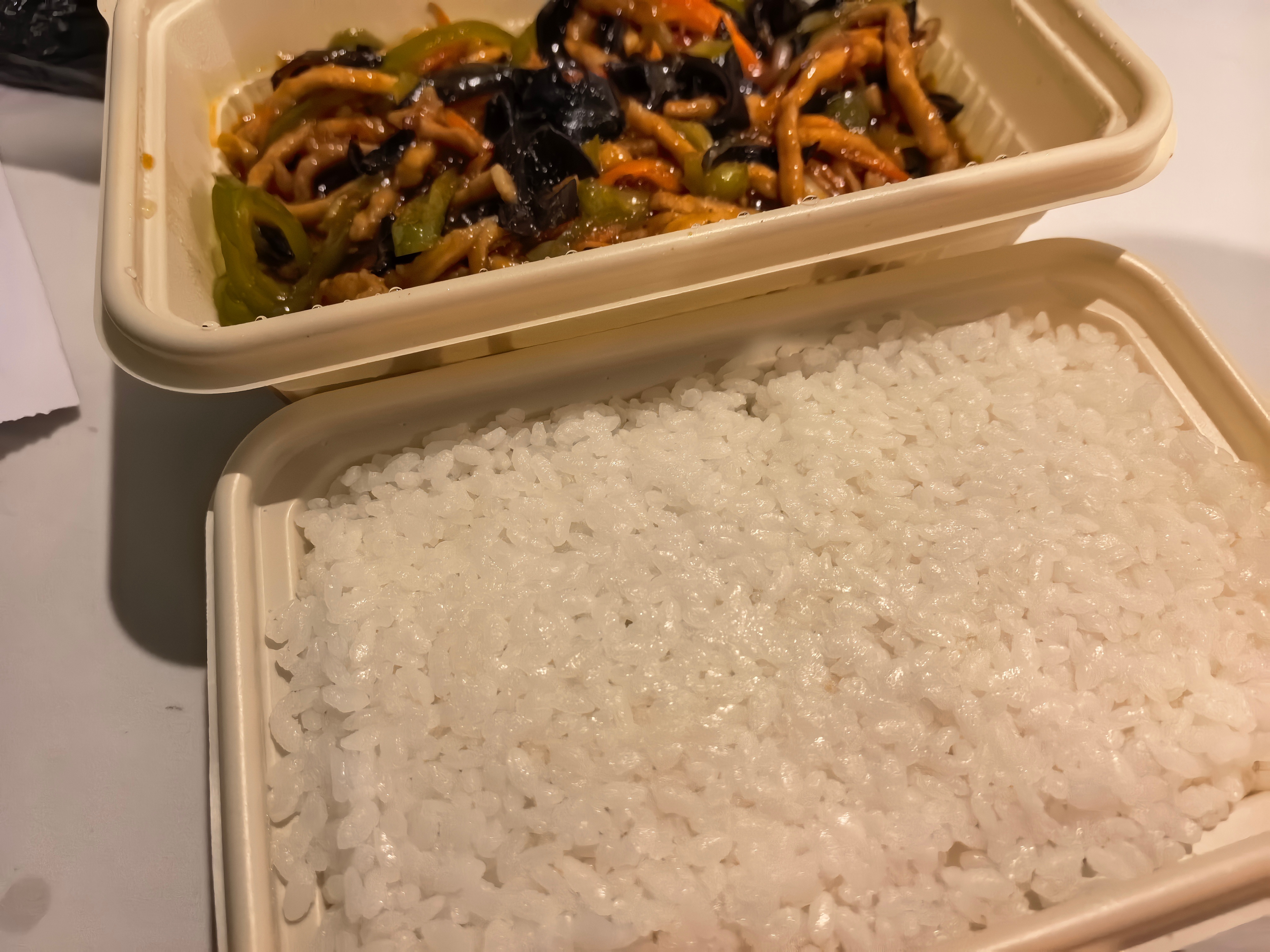 老家的饭怎么这么香啊，晚饭吃了第二顿了🤦 凉山·布拖