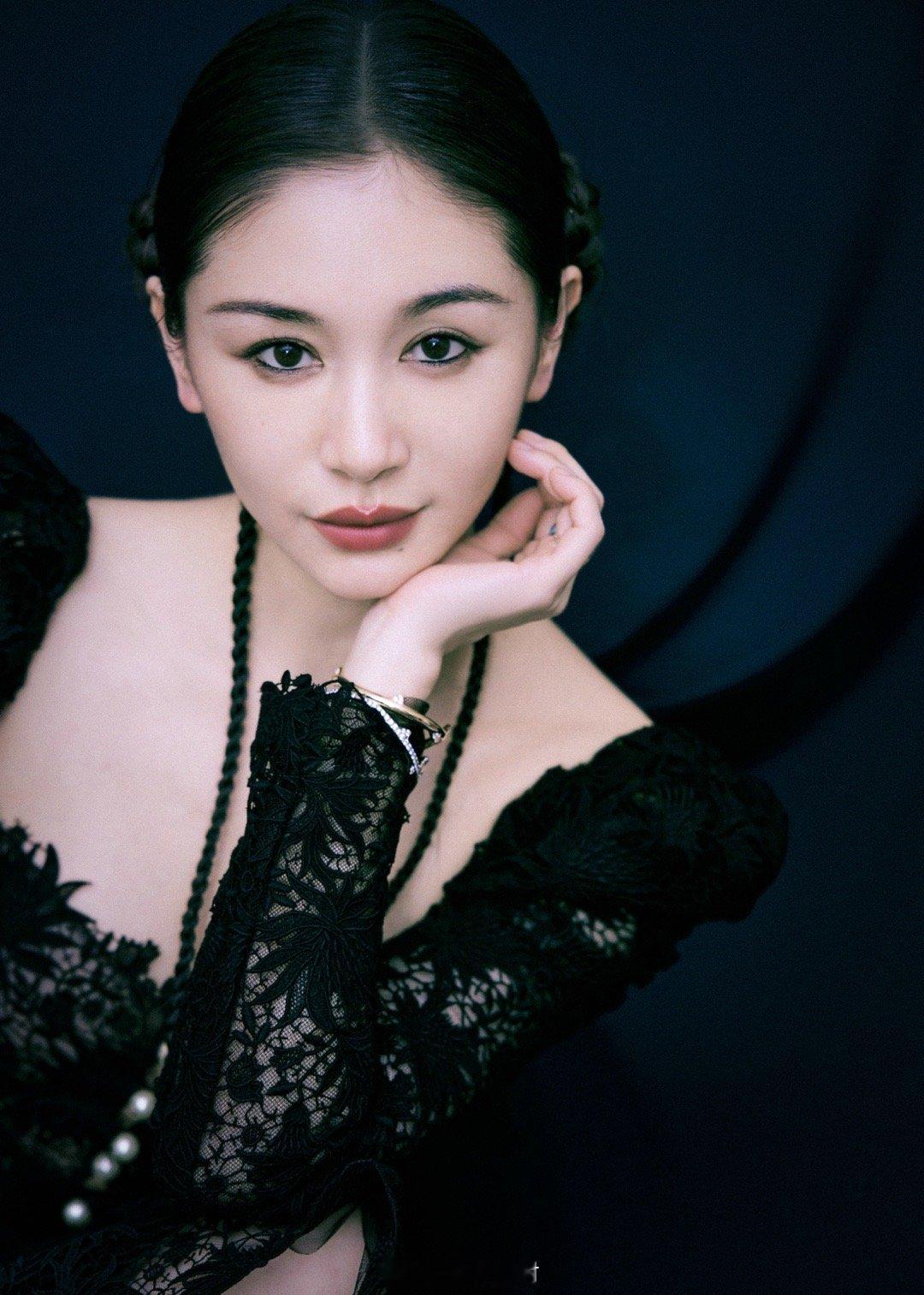 王子文[舔屏][舔屏][色][抱一抱][色][抱一抱][色][爱你]王子文 ​​