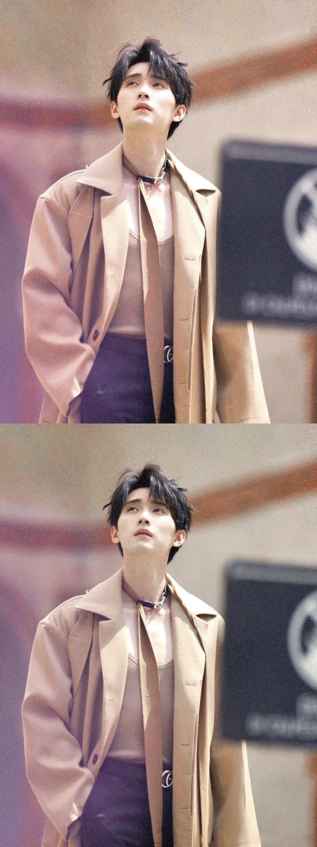 #周翊然唐三在米兰大屏有点蛊#周翊然也太有魅力了，这样的大帅哥简直不要太迷人 ​