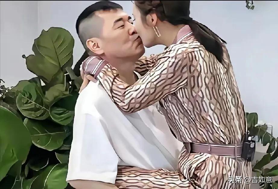 有多恩爱，请看→
可以