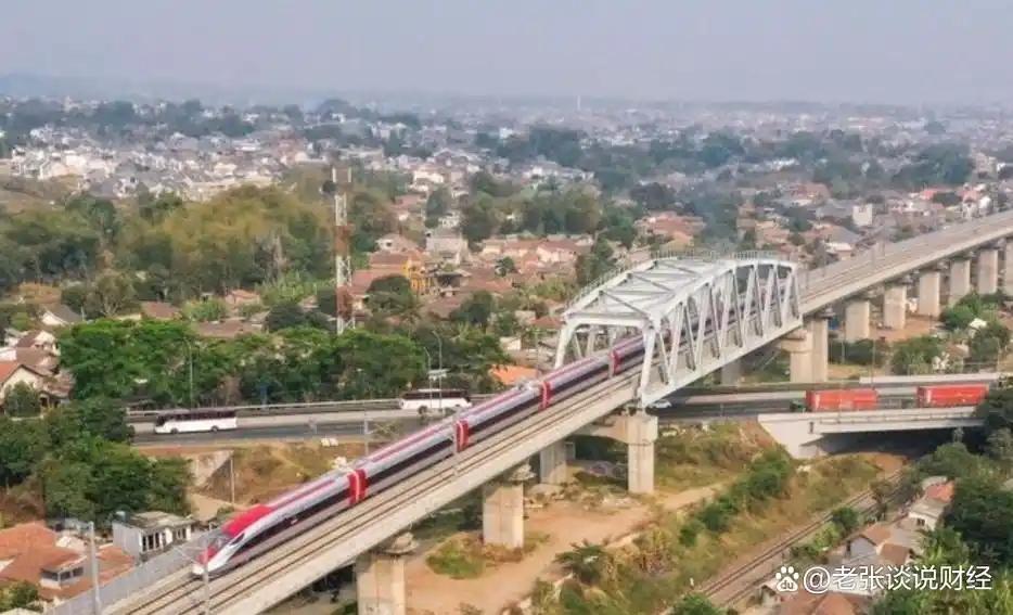 越南突然向中国提出要借钱修铁路？这可不是小数目，整整83亿美元！更有意思的是，这