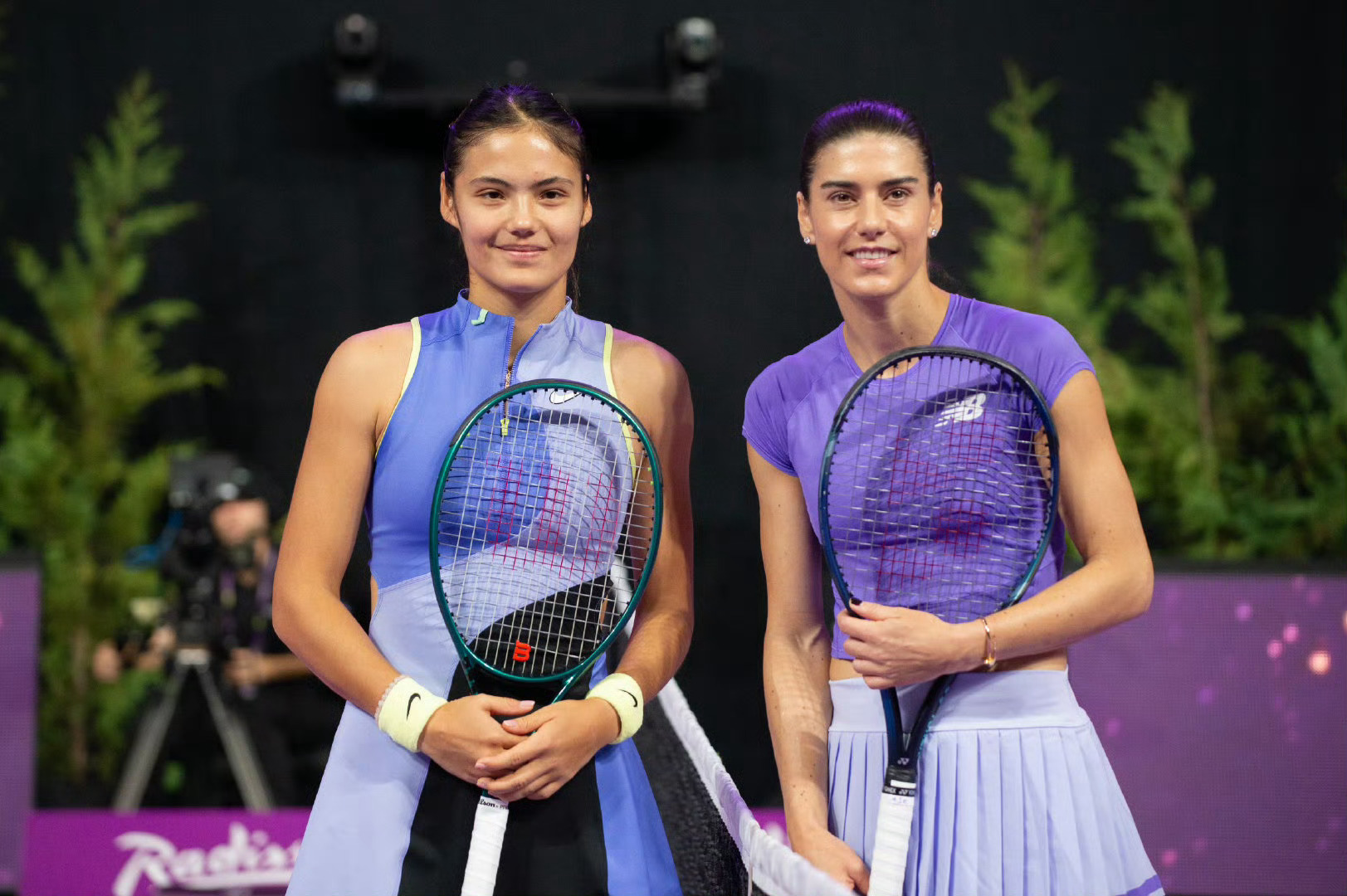 WTA250克卢日-纳波卡站，科斯蒂亚6-0、6-2横扫拉杜卡努，在本土摘得生涯