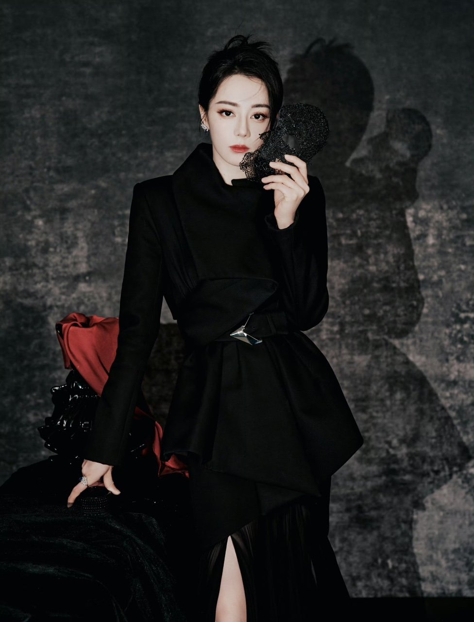 迪丽热巴黑桃A女王