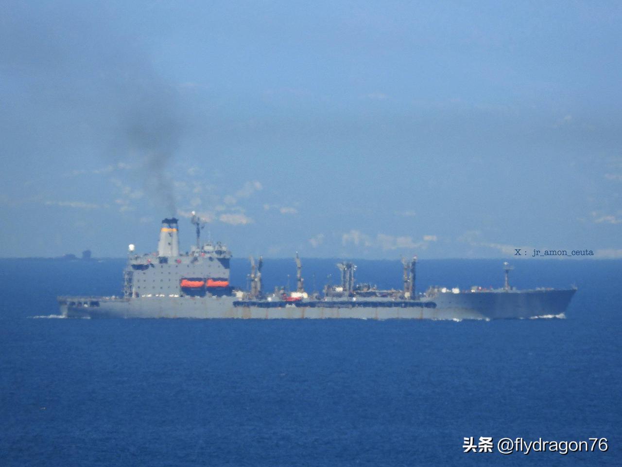 🇺🇸美国海军加油舰“约翰·伦索尔”号（T-AO-189）于2026年3月31