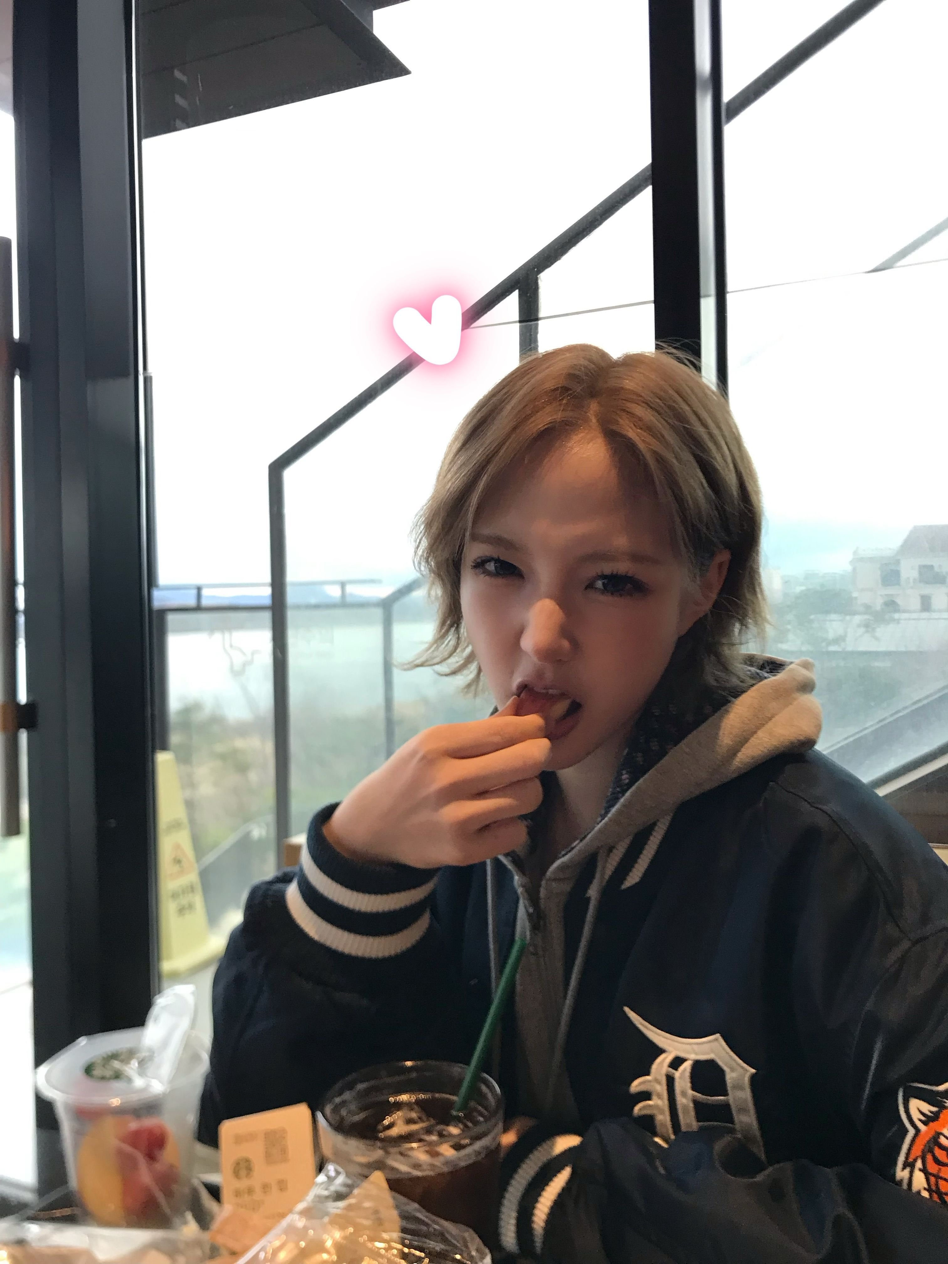 260404 KiiiKiii JIYU徐知裕 