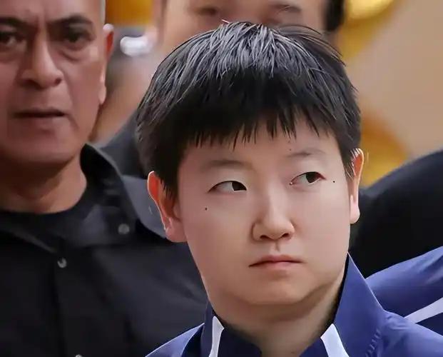 孙颖莎独得两分扛起女团，团体赛定海神针名不虚传。亚运会女团小组赛，孙颖莎再度展现