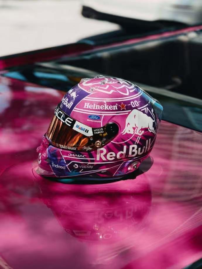 维斯塔潘的迈阿密站特殊涂装头盔真好看，又要花钱了F12026f1迈阿密大奖赛维斯