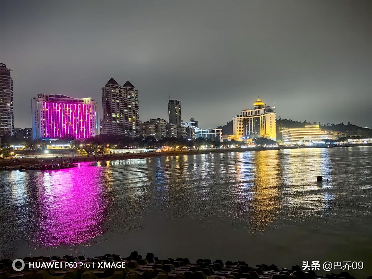 给你一句最实在、不鸡汤的开心生活指南，简单好做：
 
1. 少跟别人比，多跟自己