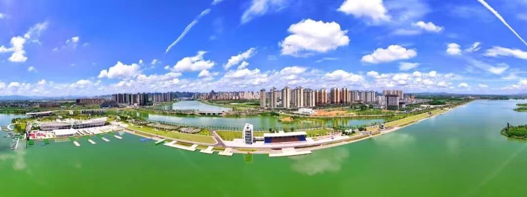 【藏在广西武宣七星湖湖光里的运动狂欢地】武宣七星湖体育综合体太燃了！藏在湖光里的