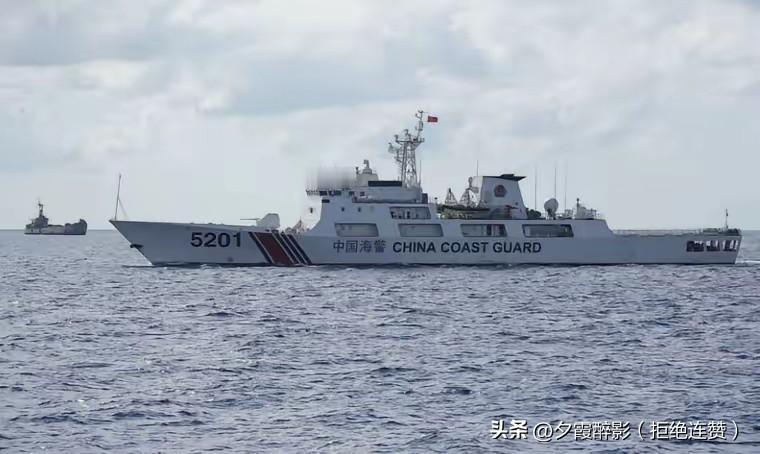 中国百艘舰艇集结周边海域，释放的信号很明确！
 
12月4日路透社爆料，中国海军