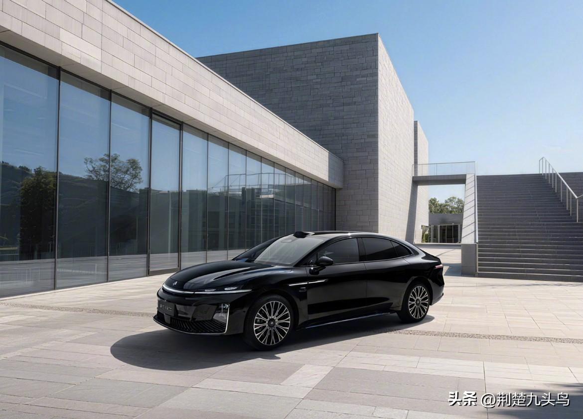 昊铂A800补贴后16.48万起，这个价格真的太有诚意，直接把中大型豪华旗舰轿车