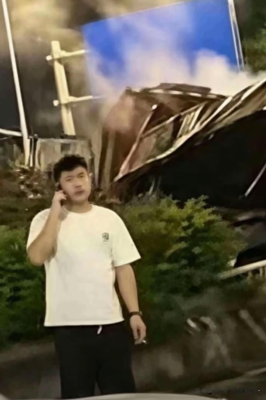 看到广东佛山这起因为本田车变道引起的事故，让我默默做了3个决定！

第1、让速不