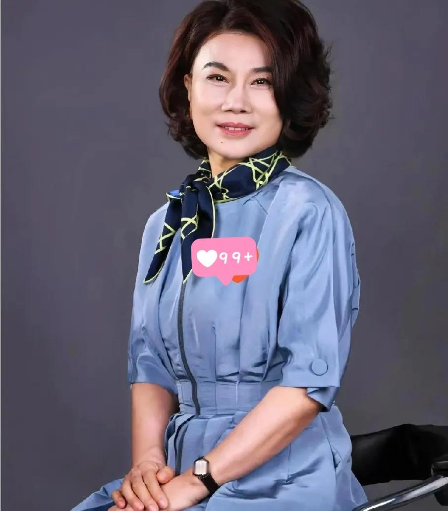 全铜管印箱上，同行沉默了，格力这一手真狠。
最近空调圈的事挺热闹。铜价涨得厉害，