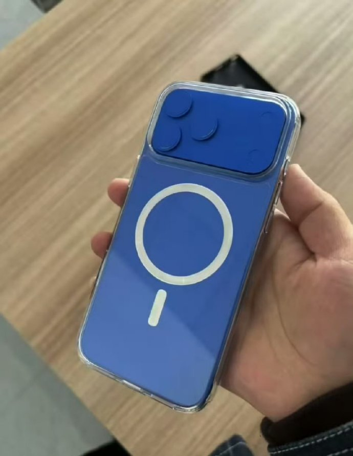 iPhone17ProMax手机壳再曝光 说白了，不管长得再丑，只要外观大改，还