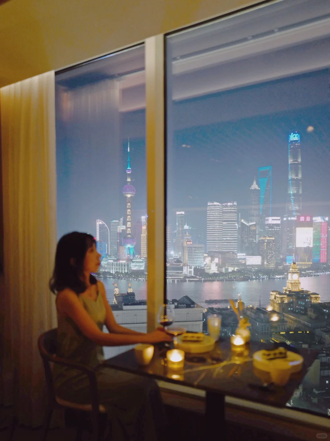外滩的老钱风观景位原来在这里