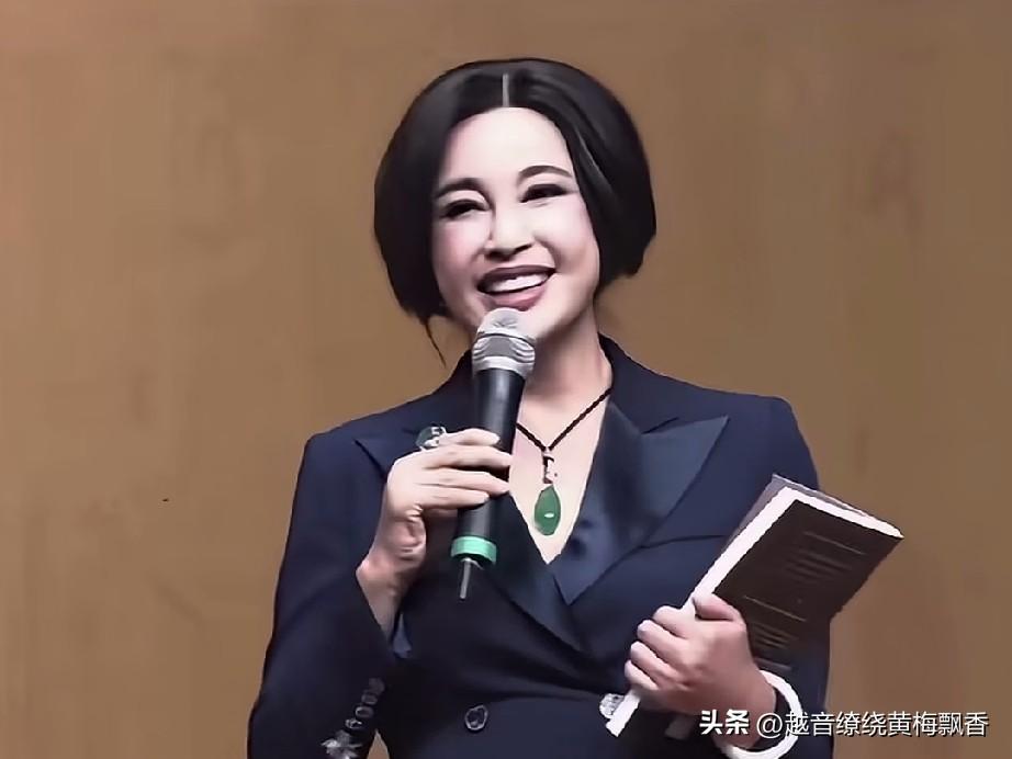 刘晓庆曾坦率表示，自己一生为人光明磊落，演戏全凭真实本领，从未参与过所谓的潜规则