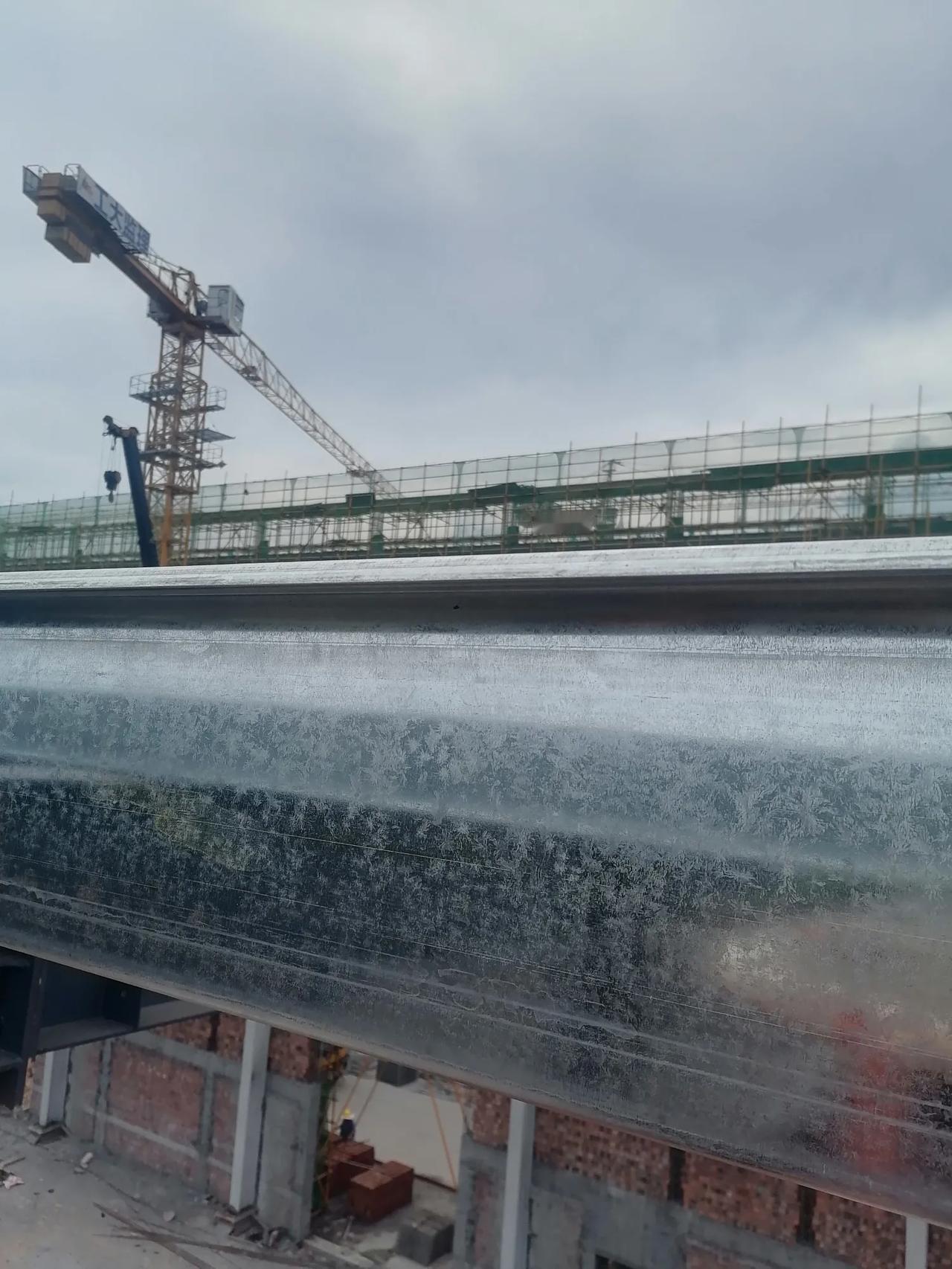 大家好，我是水电工星仔，这个外省工地很快就结束了，能顺利拿到工钱的话，我想一把属