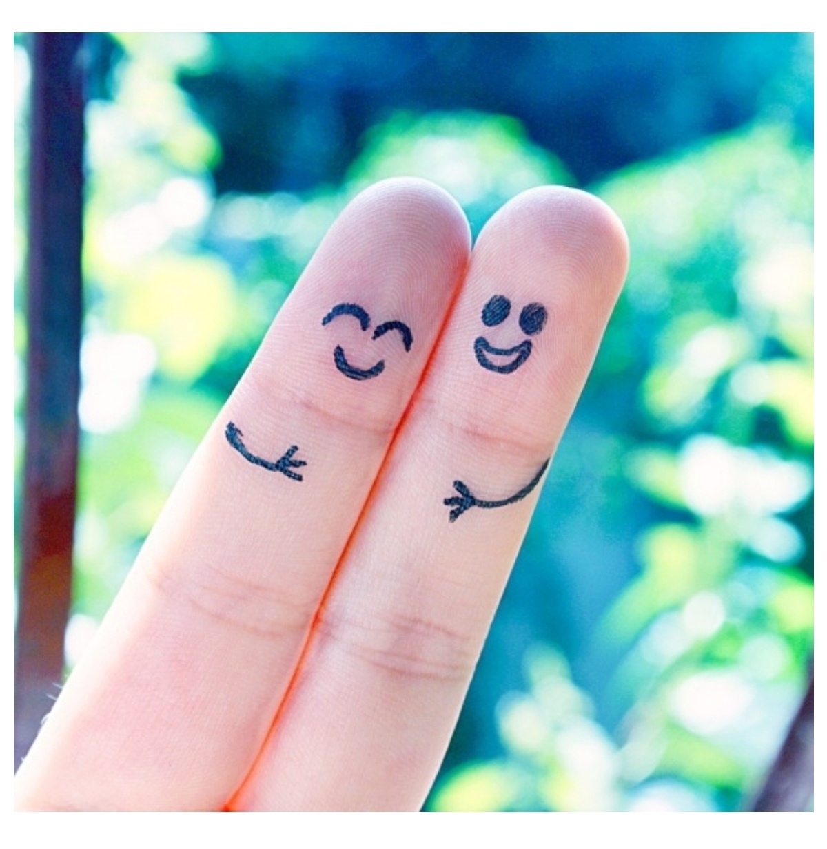 只有心里有阳光的人，才能感受到现实的阳光，如果连自己都常苦着脸，那生活如何美好？