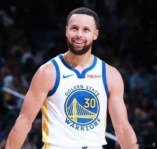 库里34+9+7三分总分超卡特 勇士惜败魔术巴特勒33+7北京时间11月19日，