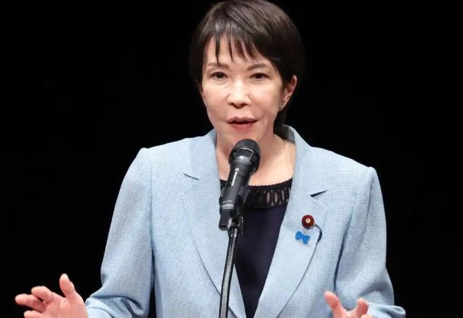 当外界紧盯和平宪法第九条的存废时，一项名为“紧急事态条款”的修宪动议，已在东京永