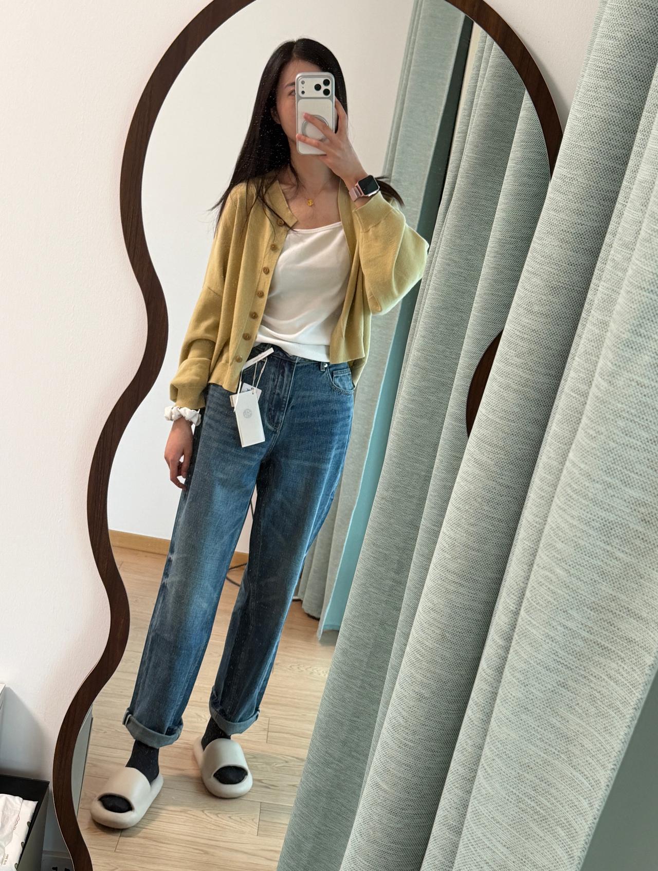 近期小开心🥳
新裤子：九月团@SSFavor 绯色事@绯色事 
18手链：小遥