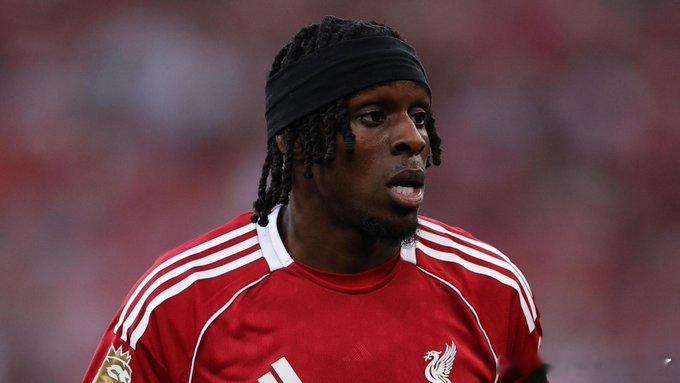 弗林蓬爆料他梦想陈真：“利物浦历史上拥有太多传奇球员。童年时我看杰拉德、肯尼·达