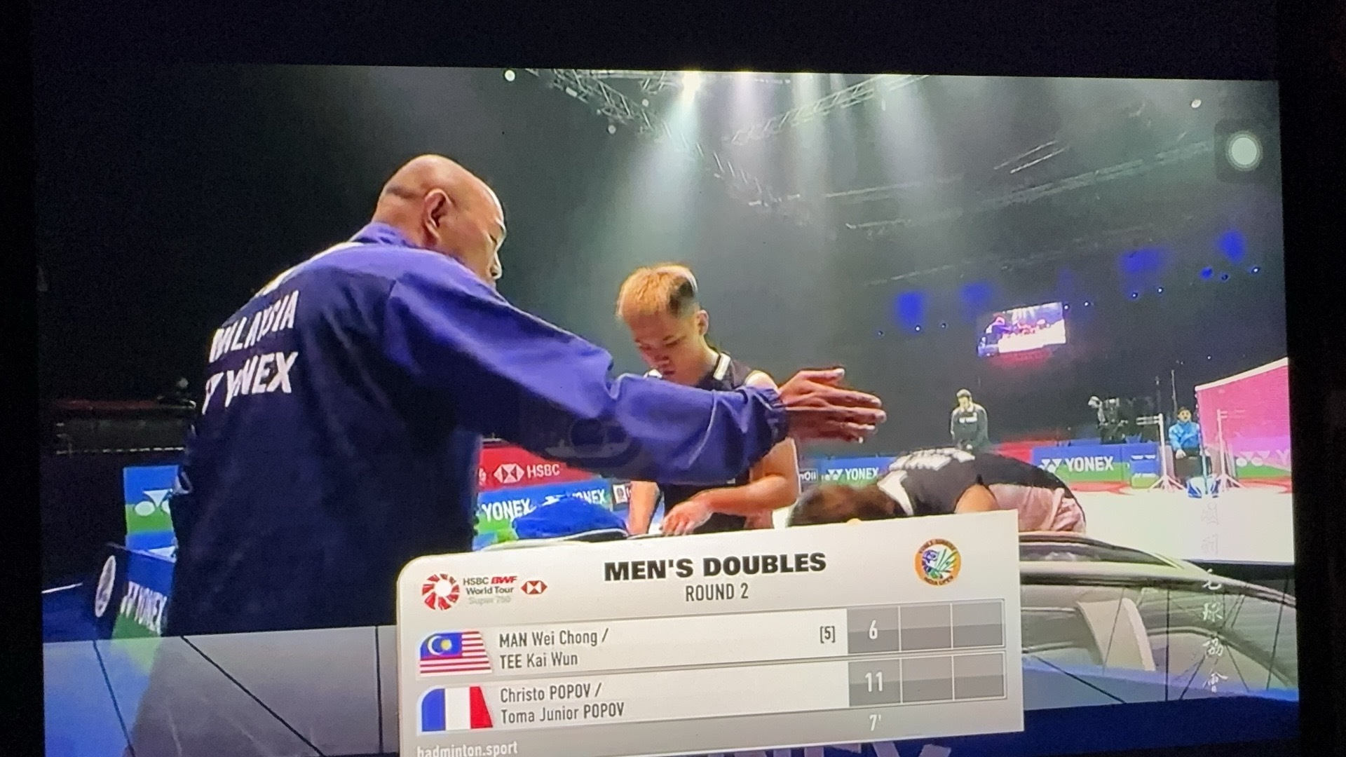 彭伟信这个老阴险的，居然不敢来印度 