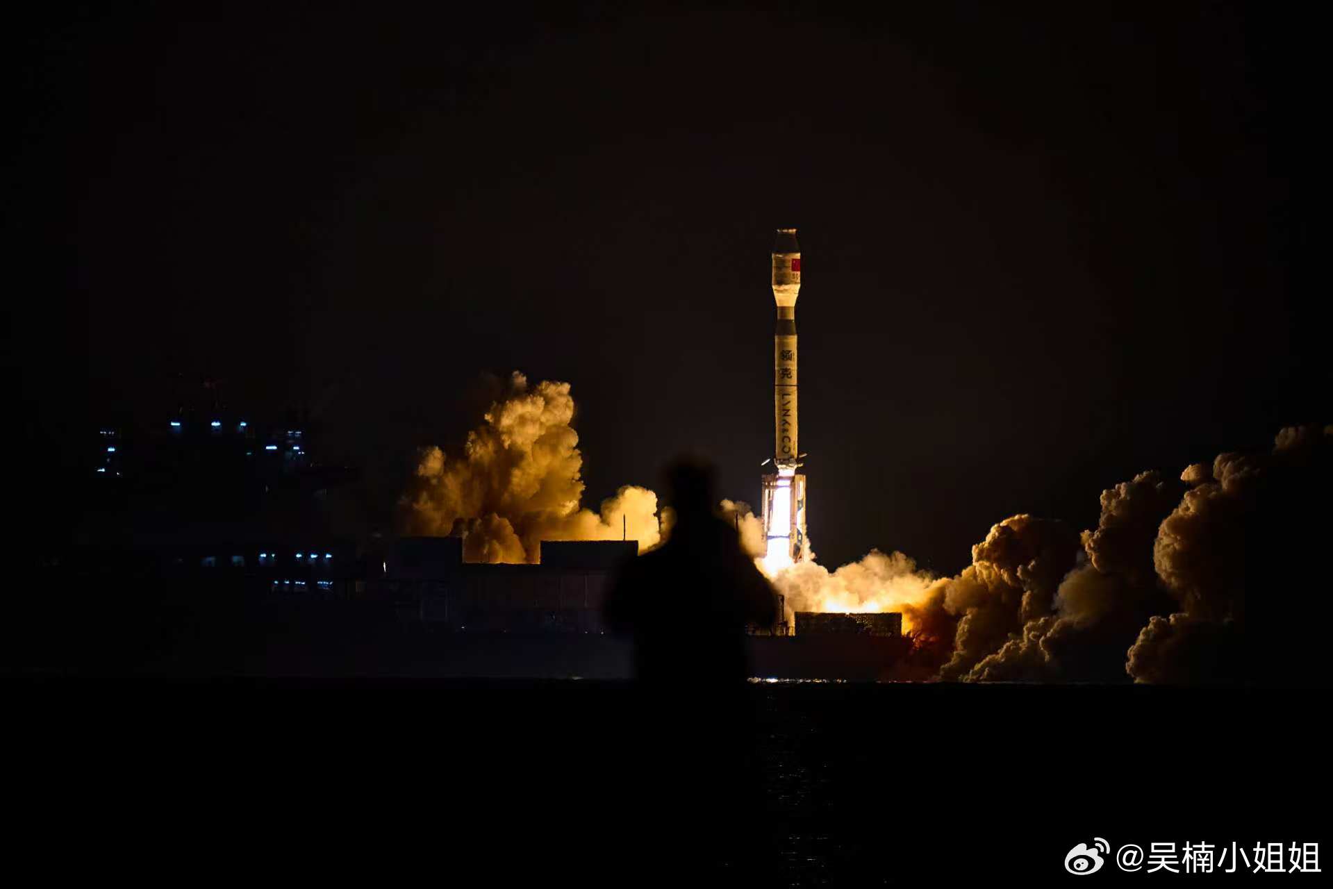 “领克900号”卫星成功发射！吉利又双叒发卫星了！领克900冠名吉利星座05组卫