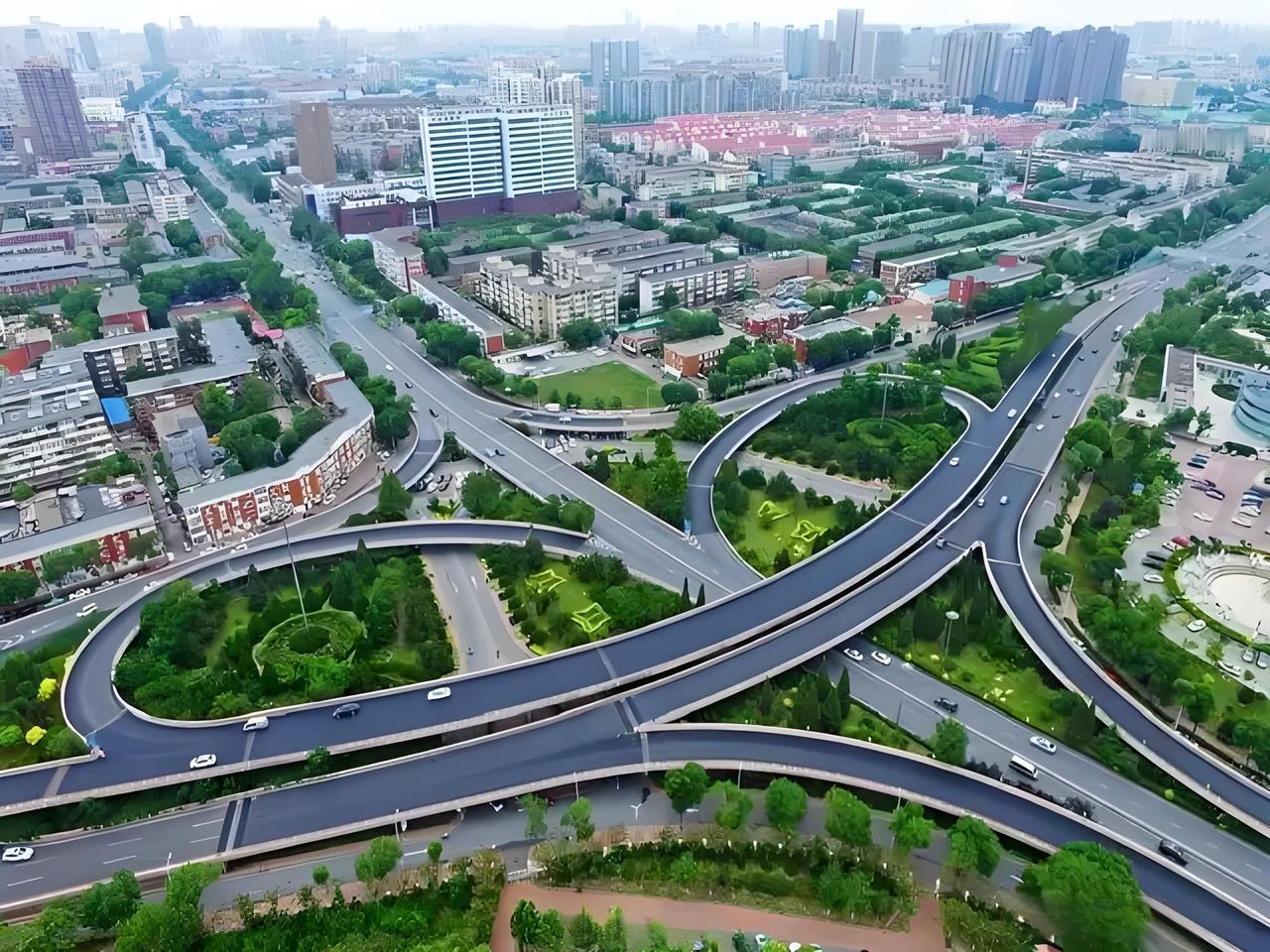八十年代全国最年轻的工程师，也是改革开放后职称改革突破的第一人——天津中山门立交