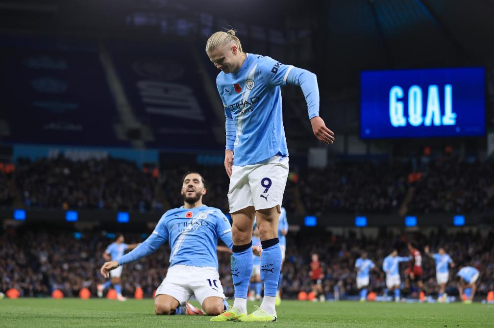 希勒：曼城踢得比以前更直接了，这也是哈兰德更喜欢的打法11月3日讯 英超第10轮